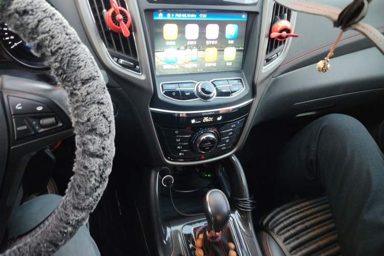 Used Changan CS75 2017 Shangkui Edition 1.5T Automatic Fengyue Model