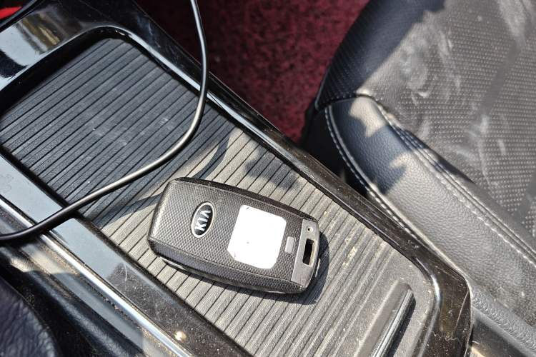 Used Kia K4 2014 1.8L Automatic GLS
