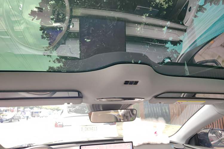 Used Geely Galaxy 8 2025 130km EM-i Deluxe Edition Headliner