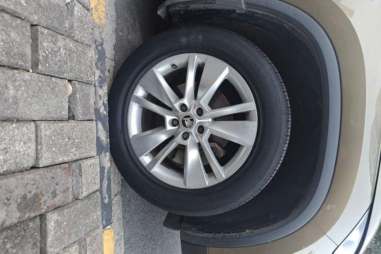 Used Skoda Kodiaq 2017 TSI330 5-seat Two-Wheel Drive Comfort Edition
