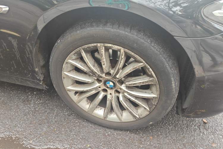 Used BMW 5 Series 2014 525Li Luxury Design Package
