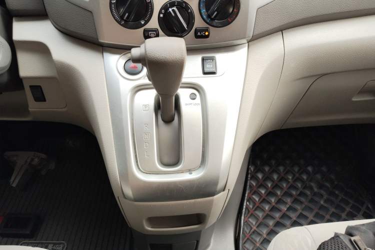 Used Nissan NV200 2018 1.6L CVT Luxury Model