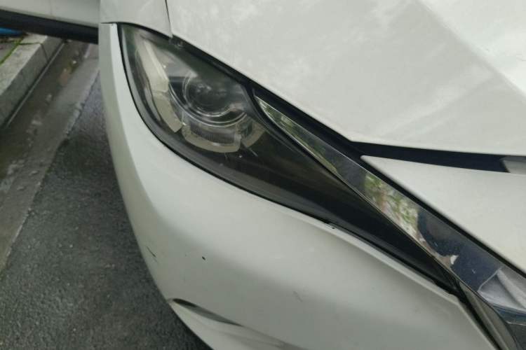 Used Mazda CX-4 2016 2.0L Automatic 2WD Blue Sky Dynamic Edition Right Front Headlight