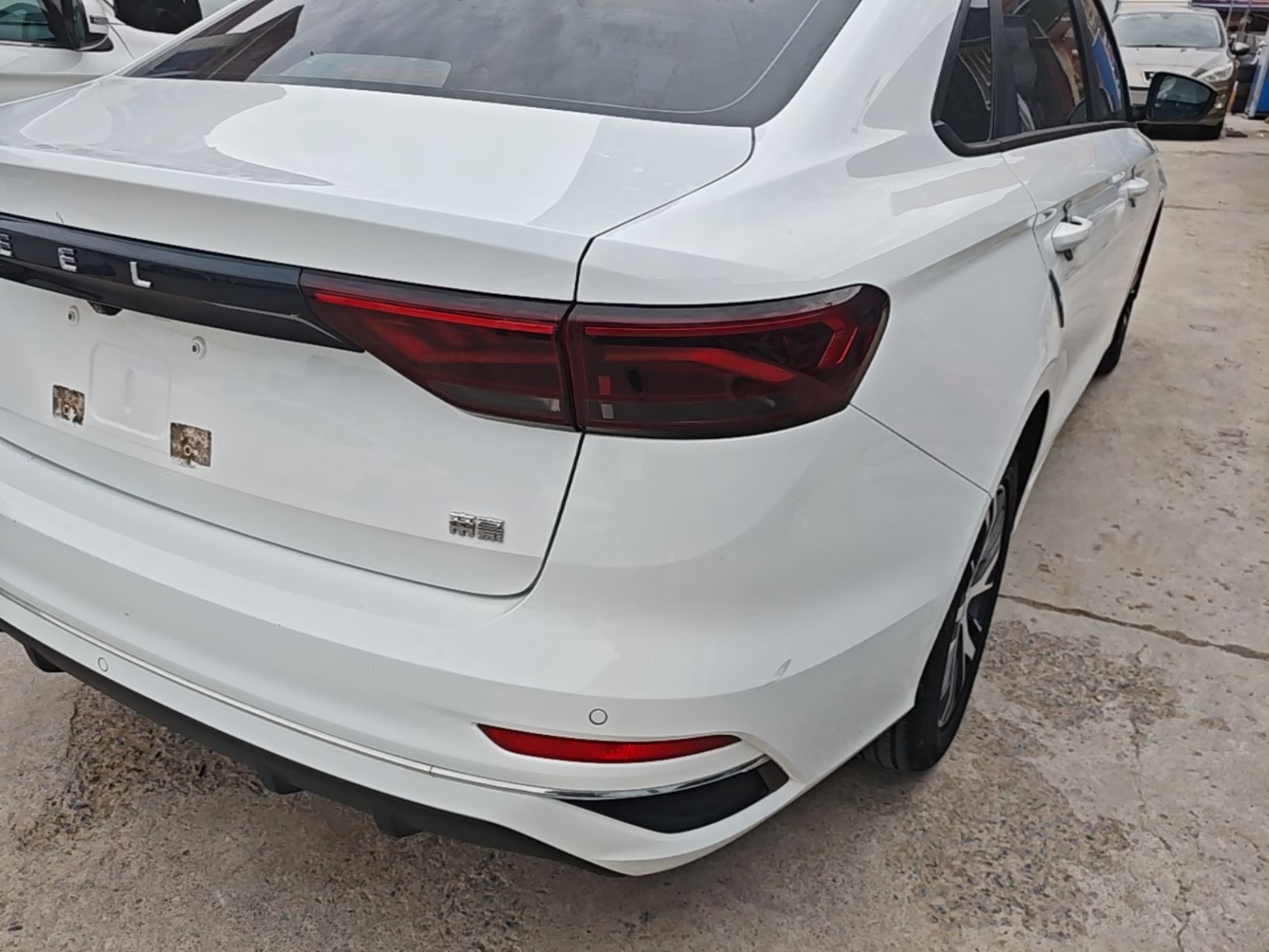 Geely Auto Emgrand 2022 4th Generation 1.5L Manual Luxury Model — снимка 9