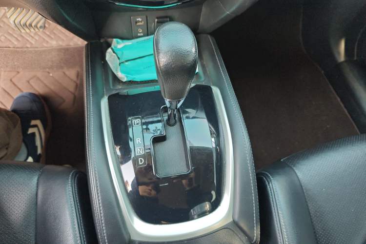 Used Nissan X-Trail 2014 2.0L CVT Smart Edition 2WD
