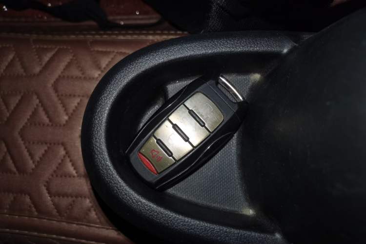 Used ORA Black Cat 2021 301 km Basic Version
