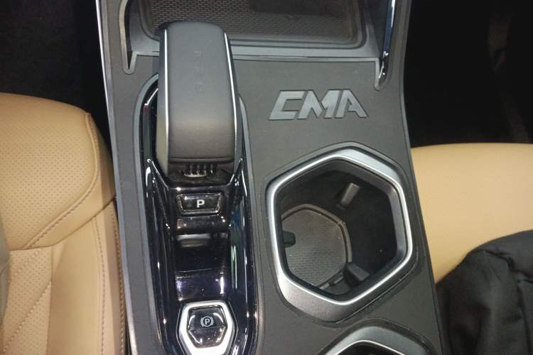 Used Geely Auto FX11 2023 1.5TD DCT Prestige Edition Gear Lever