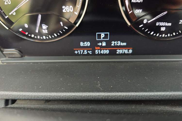 Used BMW X2 2019 sDrive25i Leading Edition M Sport Package China VI Odometer Close Up