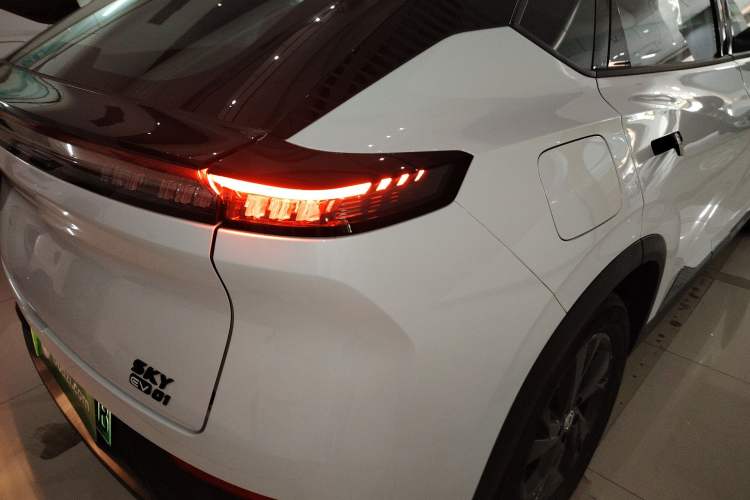 Used Dongfeng Aeolus SKY EV01 2025 530 km AIR Elite Edition
