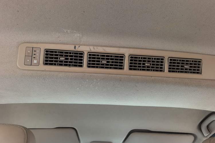 Used Wuling Hongguang 2018 1.5L S Comfort Model L2B
