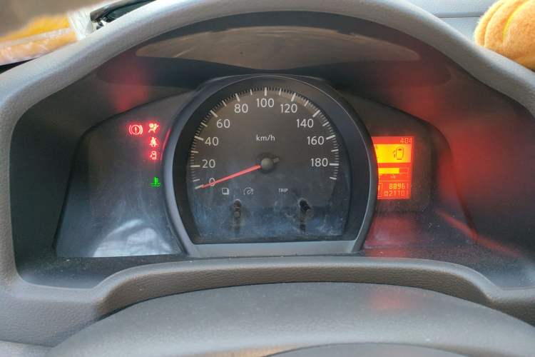 Used Nissan NV200 2016 Revised Version 1.6L CVT Deluxe Edition Instrument Cluster