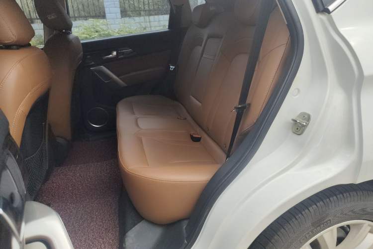 Used Haval H2 2014 1.5T Manual Two-Wheel Drive Elite Edition
