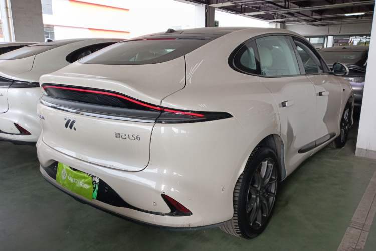 Used IM LS6 2023 Max Standard Edition