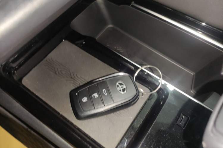 Used Toyota Camry 2026 Model 2.0E Elite Edition
