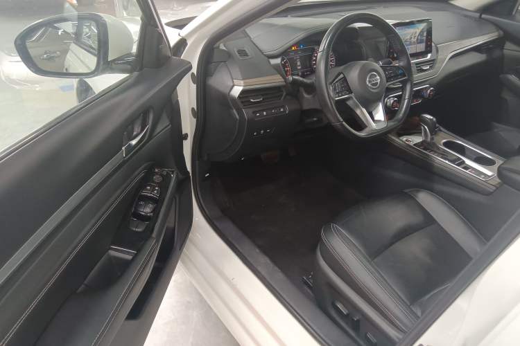 Used Nissan Teana 2021 2.0L XL Upper AD1 Smart Drive & Navigation Edition Driver Seat