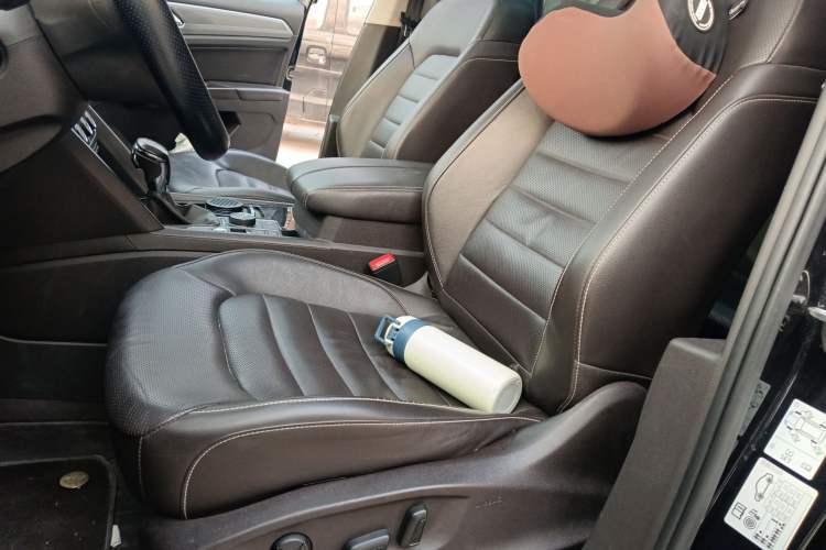 Used Volkswagen Teramont 2017 380TSI Four-Wheel Drive Luxury Edition Left Front Seat