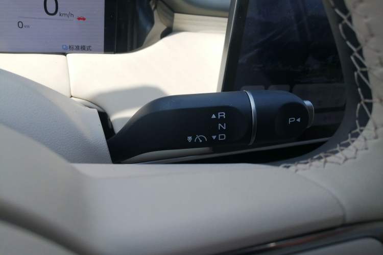 Used Wuling Bingo S 2025 Model 325km Deluxe Edition
