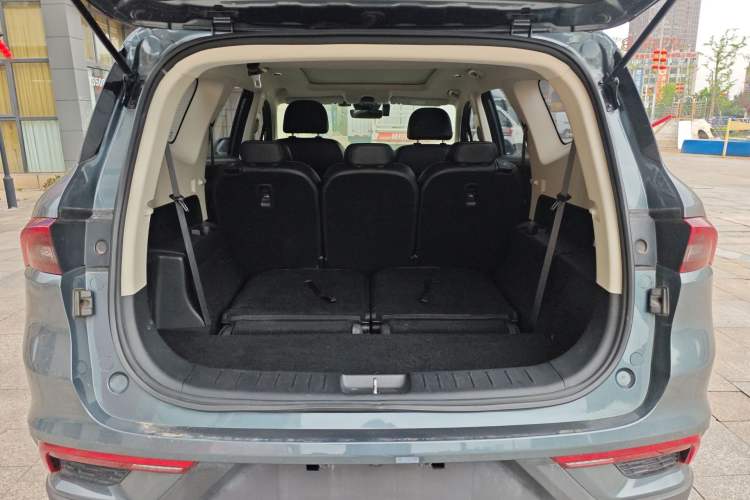 Used Geely Auto Haoyue 2020 1.8TD DCT Luxury 7-Seater Trunk