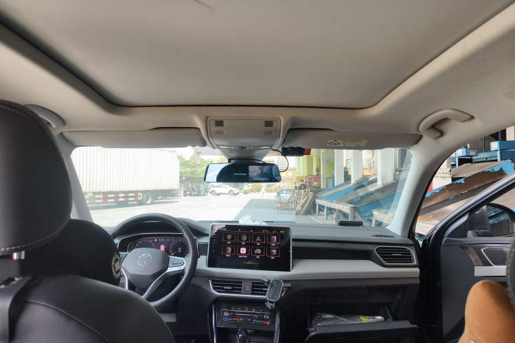 Used Volkswagen Tayron 2023 280TSI Two-Wheel-Drive Luxury Plus Advanced Version
