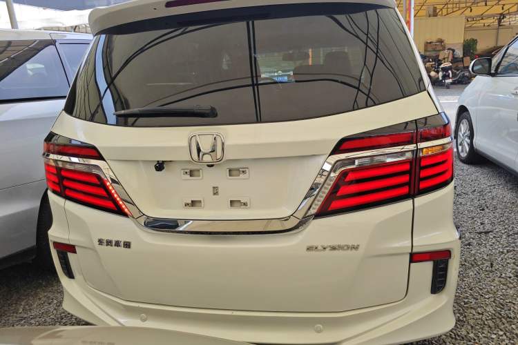 Used Honda Elysion 2016 2.4L Luxury Edition