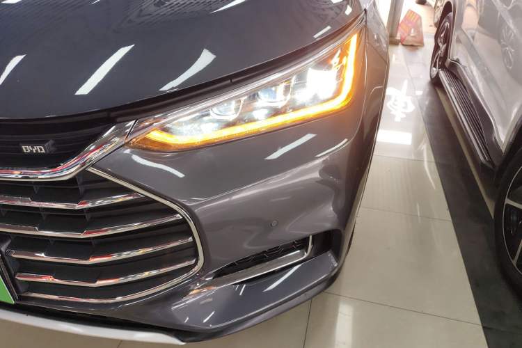 Used BYD Tang 2019 2.0T Automatic SmartConnect Prestige 7-Seater China VI Standard
