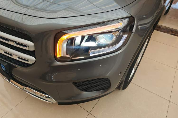 Used Mercedes-Benz GLB 2023 Refresh GLB 200 Fashion Edition