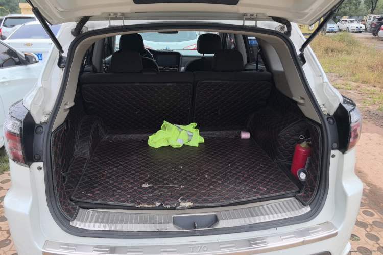 Used Venucia T70 2018 1.6L Manual Enjoyment Edition