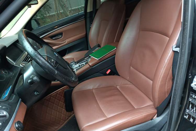 Used BMW 5 Series (Import) 2014 520i Elegant Edition
