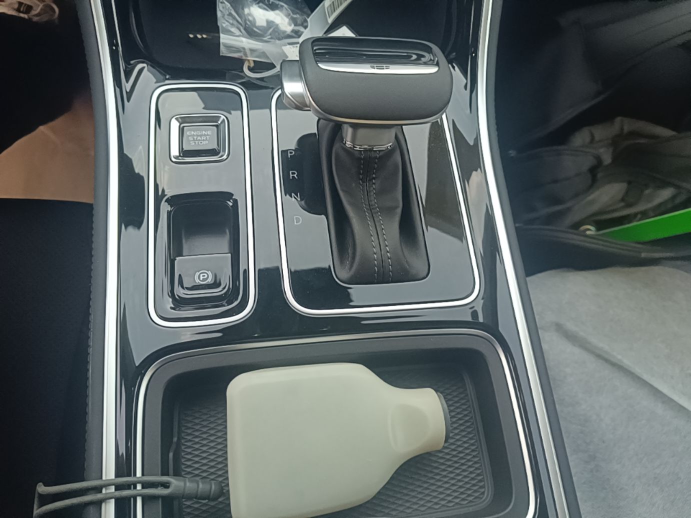 Geely Auto Emgrand 2026 Model 5th Generation 1.5L CVT Luxury Edition — снимка 16