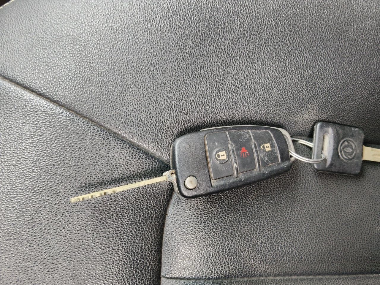 Dongfeng Ruichi 2025 Model 2.4T Diesel 2WD Entrepreneurship Edition—Extended Cargo Bed — снимка 20