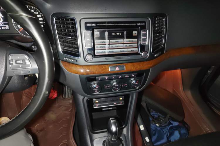 Used Volkswagen Sharan 2013 2.0 TSI Comfort Model
