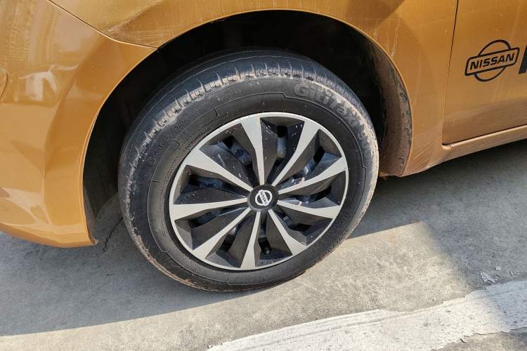 Used Nissan March 2015 1.5L Automatic E-Xuan Edition