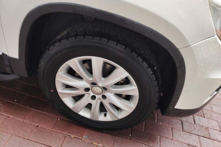 Used Volkswagen Tiguan 2010 2.0 TSI Automatic All-Wheel Drive Flagship Edition