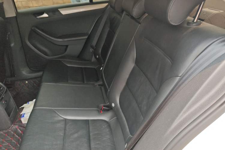 Used Volkswagen Sagitar 2014 1.4TSI Automatic Luxury Model Left Rear Seat