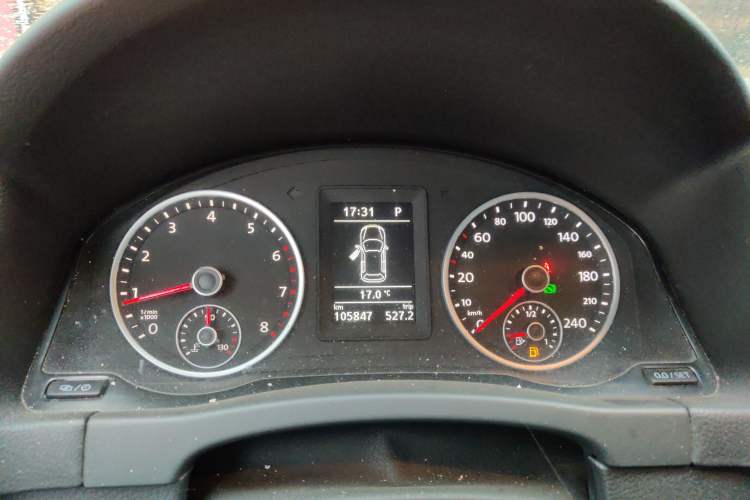 Used Volkswagen Tiguan 2017 300TSI Automatic Two-Wheel Drive Silk Road Luxury Edition Instrument Cluster