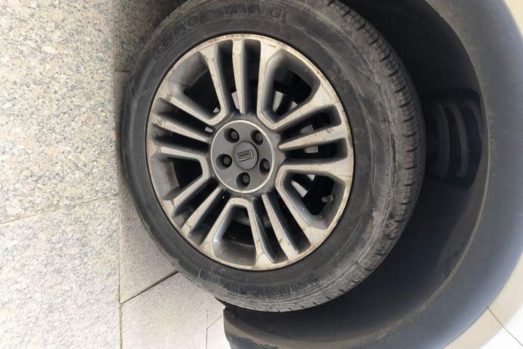 Used Qoros 5 2018 Revised 1.6T Automatic Luxury Version
