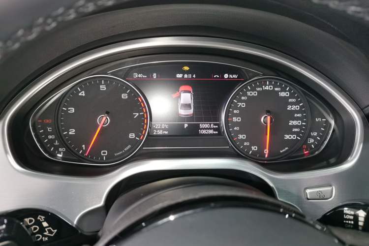 Used Audi A8 2014 A8L 45 TFSI quattro Comfort model Instrument Cluster