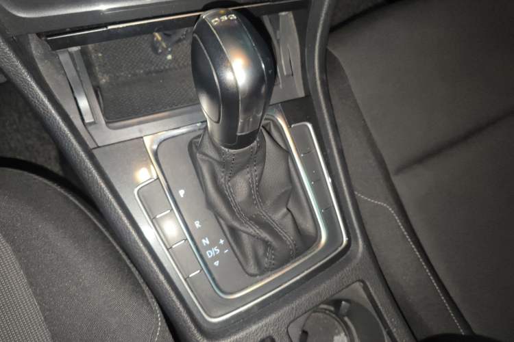 Used Volkswagen Golf 2019 200TSI DSG Comfort & Ambition Edition China VI Standard