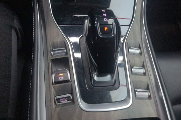 Used Landian E5 2024 Honor Edition 100KM Premium Model 7 Seats
