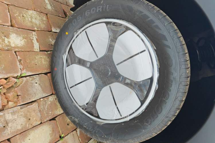 Used Geely Galaxy Geome 2026 Model 310km Youth Edition