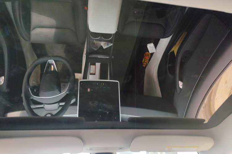 Used Tesla Model 3 2025 Rear-Wheel-Drive Version