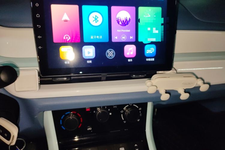 Used Dongfeng NAMMI BOX 2022 Revised Light Wind Edition 201 km Standard Version Audio And AC Panel