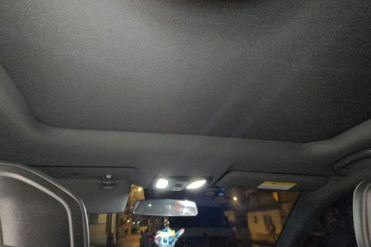 Used Changan UNI-V 2022 1.5T Prestige Version
