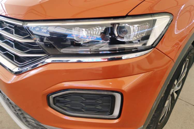 Used Volkswagen T-ROC 2018 280TSI DSG Two-Wheel-Drive Comfort Version China V Standard Left Front Headlight