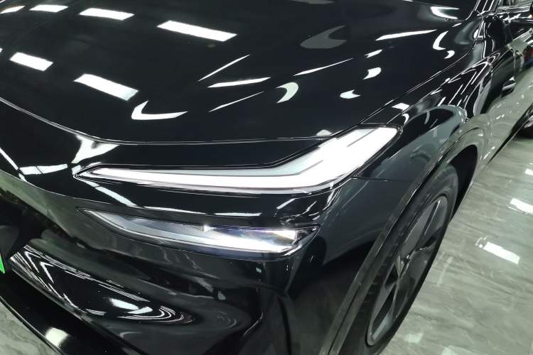 Used ONVO L60 2024 60 kWh Rear-Drive Version Left Front Headlight