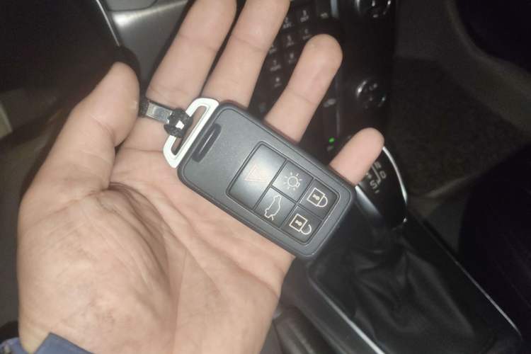 Used Volvo V40 2013 2.0T Zhiya Edition