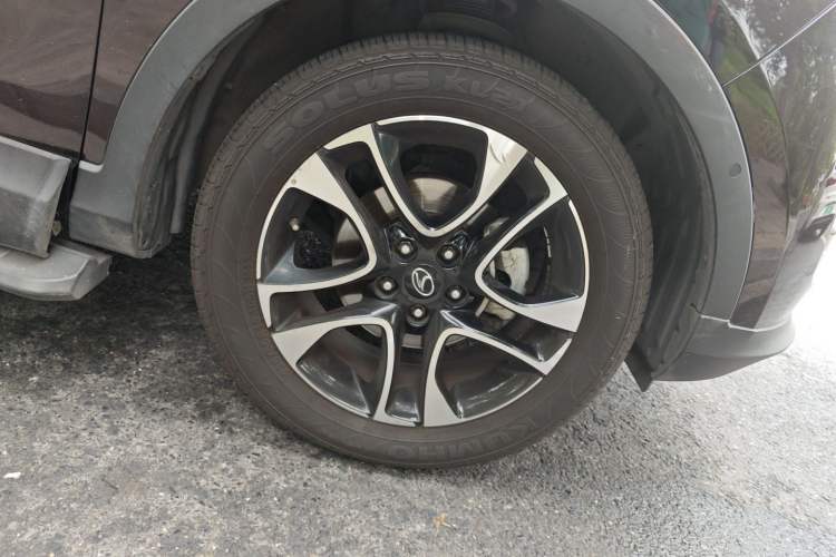 Used Soueast DX7 2015 1.5T Automatic Prestige Model
