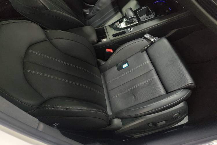 Used Audi A4L 2023 40 TFSI Luxury Dynamic Model