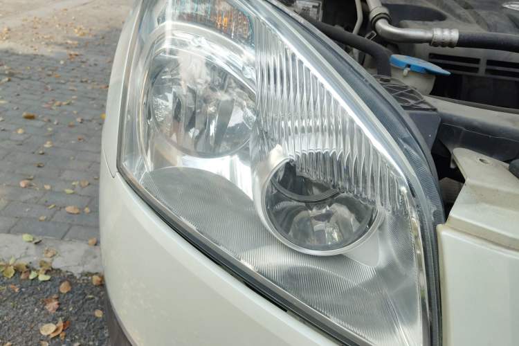 Used Nissan Qashqai 2011 1.6XE Wind 5MT 2WD Right Front Headlight