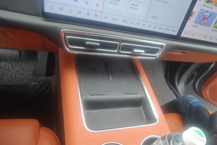 Used Li Auto L9 2022 Max model Audio And AC Panel